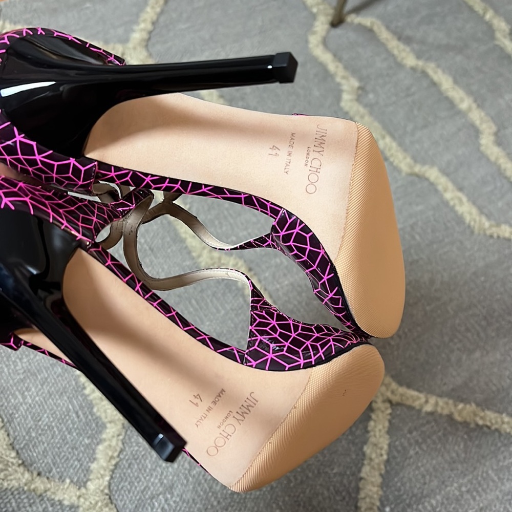 Jimmy Choo-Lance Sandal - Picture 6 of 13
